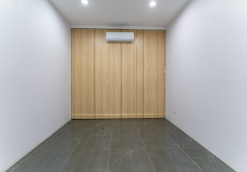 145 Sqm Retail Space For Rent - BKK1, Phnom Penh thumbnail