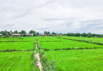 14.9 Hectare Residential Land For Sale - Near Phnom Krom, Sangkat Siem Reap thumbnail