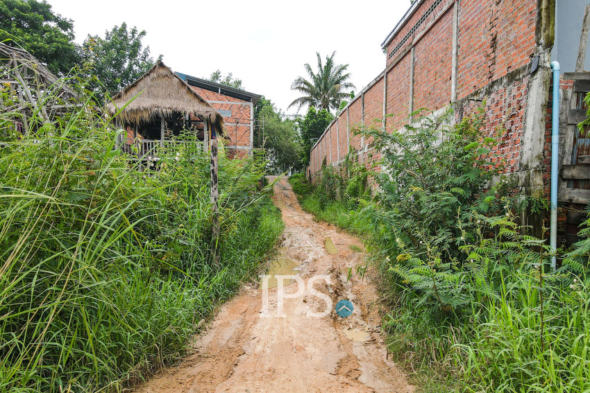 ដី ១៤.៩ ហិកតា សម្រាប់លក់ - ផ្លូវភ្នំក្រោម, សង្កាត់សៀមរាប