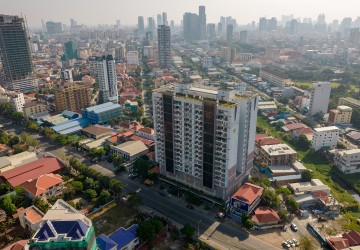 6th Floor 2 Bedroom Condo For Sale - De Castle Diamond, Toul Kork, Phnom Penh thumbnail