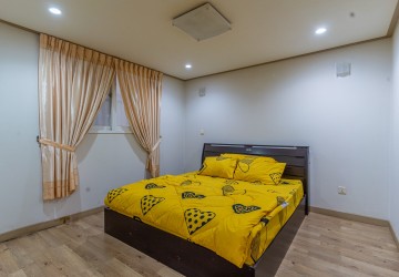 6th Floor 2 Bedroom Condo For Sale - De Castle Diamond, Toul Kork, Phnom Penh thumbnail