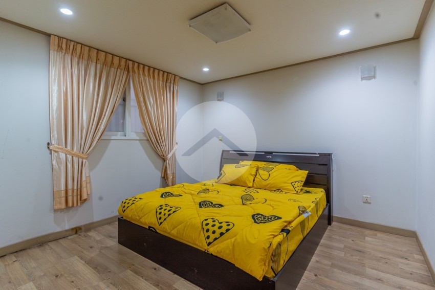 6th Floor 2 Bedroom Condo For Sale - De Castle Diamond, Toul Kork, Phnom Penh