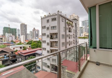 1 Bedroom Serviced Apartment For Rent - BKK1, Phnom Penh thumbnail