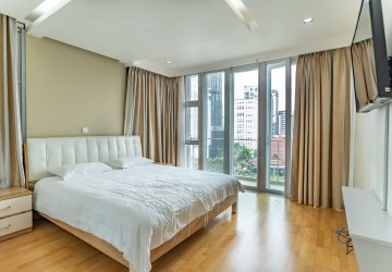 1 Bedroom Serviced Apartment For Rent - BKK1, Phnom Penh thumbnail