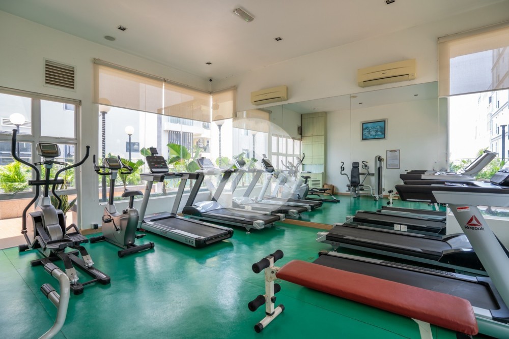 1 Bedroom Serviced Apartment For Rent - BKK1, Phnom Penh - Image 16