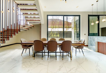 4 Bedroom Villa For Rent - Sala Kamreuk, Siem Reap thumbnail