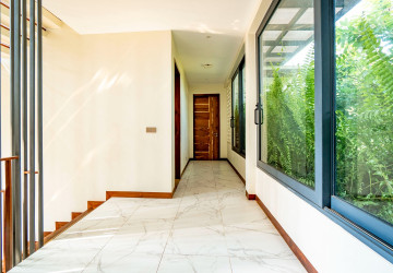 4 Bedroom Villa For Rent - Sala Kamreuk, Siem Reap thumbnail