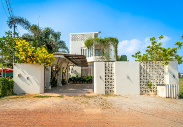 4 Bedroom Villa For Rent - Sala Kamreuk, Siem Reap thumbnail