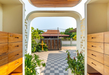 4 Bedroom Villa For Rent - Sala Kamreuk, Siem Reap thumbnail