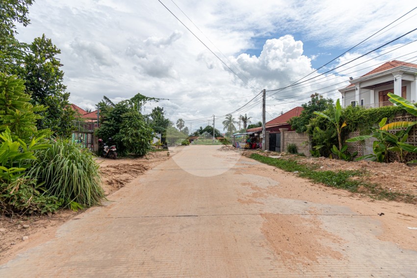 ដីលំនៅដ្ឋានទំហំ ៤០០ ម៉ែត្រការេ សម្រាប់លក់ - ស្វាយដង្គុំ, ក្រុងសៀមរាប