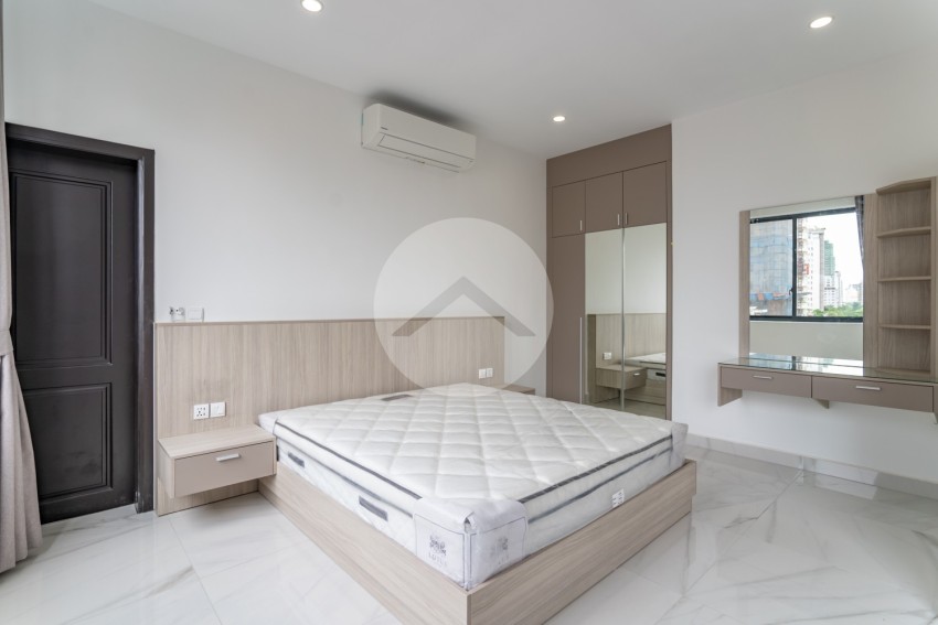 44 Sqm Studio Serviced Apartment For Rent - Chakto Mukh, Phnom Penh