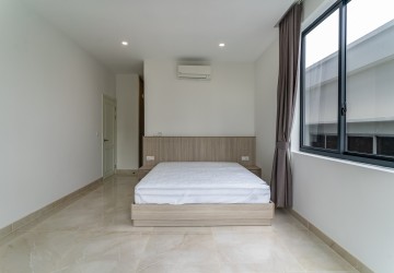 2 Bedroom Serviced Apartment For Rent - Daun Penh, Phnom Penh thumbnail