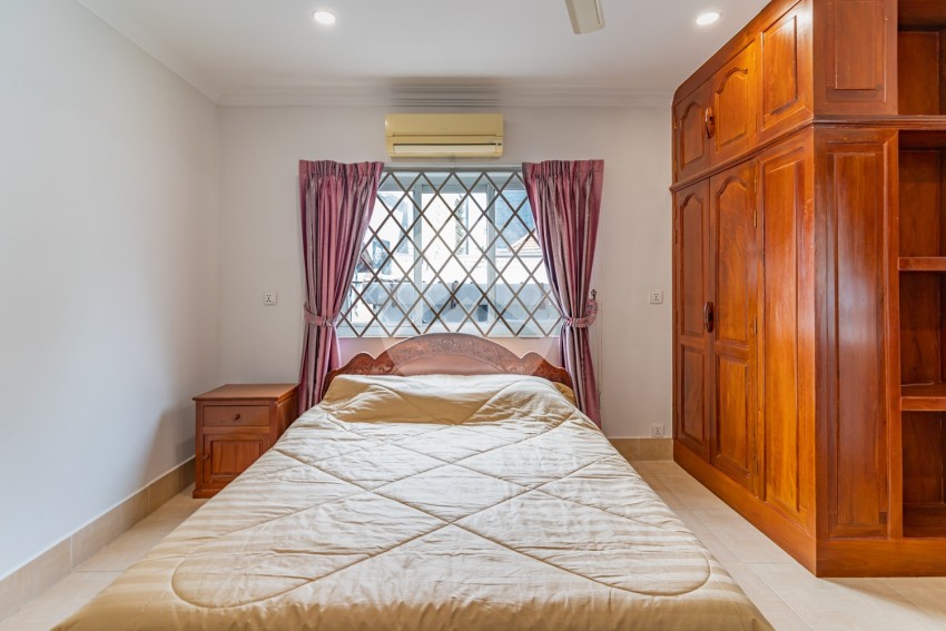 2 Bedrooms Serviced Apartment For Rent - Daun Penh, Phnom Penh