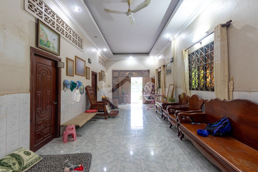 5 Bedroom House For Sale - Riverside, Sangkat Siem Reap, Siem Reap