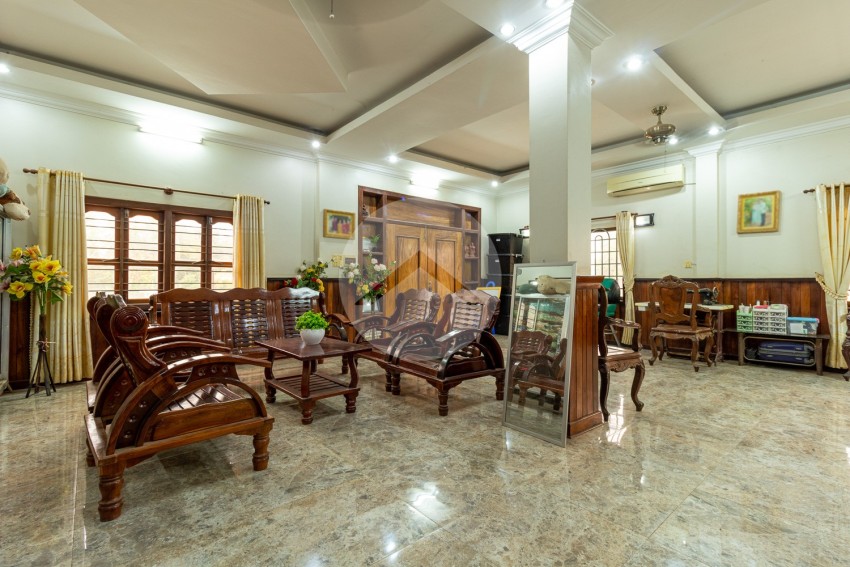 5 Bedroom House For Sale - Riverside, Sangkat Siem Reap, Siem Reap