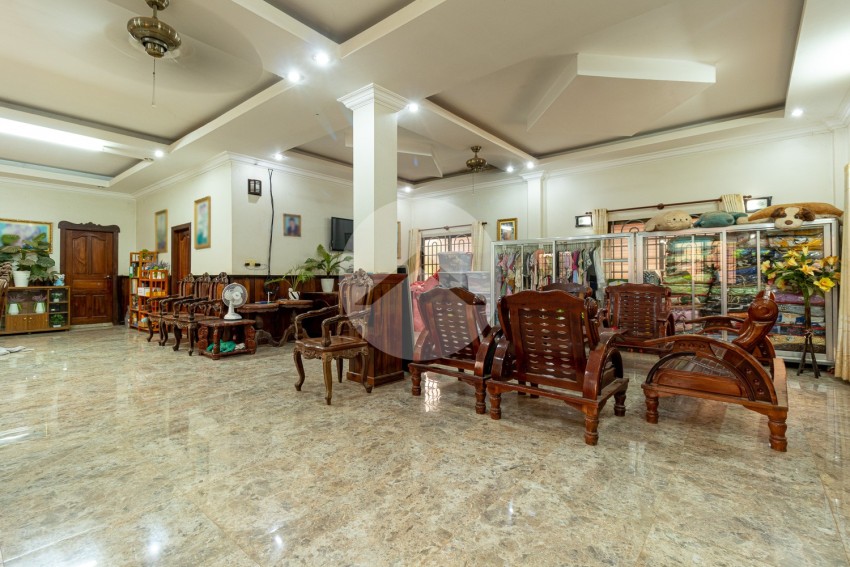 5 Bedroom House For Sale - Riverside, Sangkat Siem Reap, Siem Reap