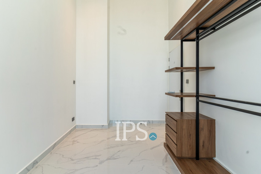 3 Bedroom Penthouse For Rent - J Tower 2, BKK1, Phnom Penh