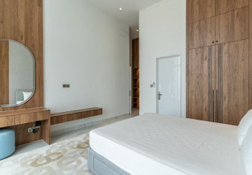 3 Bedroom Penthouse For Rent - J Tower 2, BKK1, Phnom Penh thumbnail