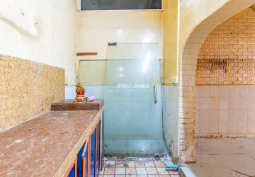 91 Sqm Ground Floor Retail Space For Rent - BKK1, Phnom Penh thumbnail
