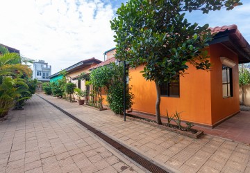 Villa And Guesthouse For Sale - Svay Dangkum, Siem Reap thumbnail