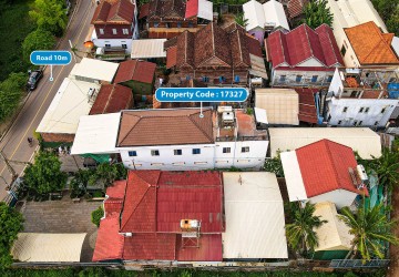 13 Bedroom Commercial House For Sale - Riverside, Sala Kamreuk, Siem Reap thumbnail