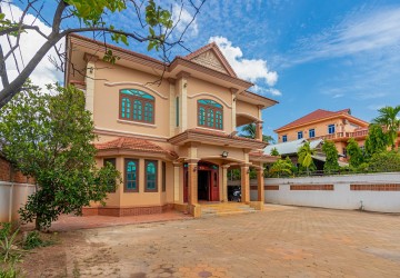 5 Bedroom House For Rent - Svay Dangkum, Siem Reap thumbnail