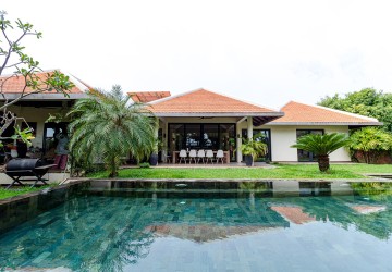 5 Bedroom Luxury Villa For Sale - Svay Dangkum, Siem Reap thumbnail