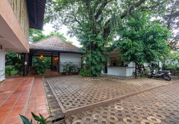 Restaurant Business For Rent - Svay Prey, Svay Dangkum, Siem Reap thumbnail