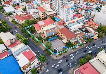 3,038 Sqm Commercial  Building For Lease Along Norodom BLVD - Tonle Bassac, Phnom Penh thumbnail