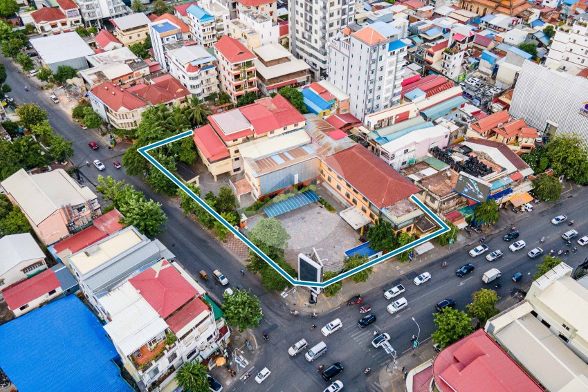 3,038 Sqm Commercial  Building For Lease Along Norodom BLVD - Tonle Bassac, Phnom Penh