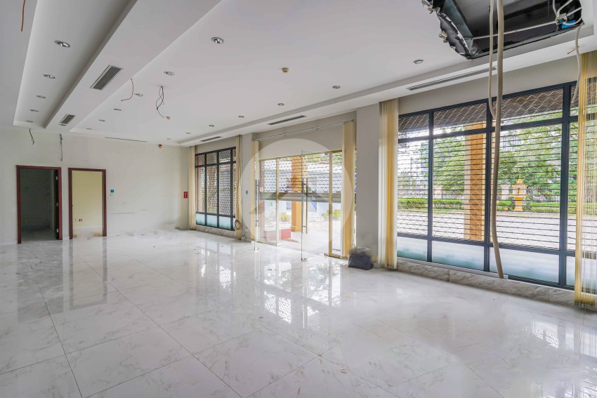 3,038 Sqm Commercial  Building For Lease Along Norodom BLVD - Tonle Bassac, Phnom Penh