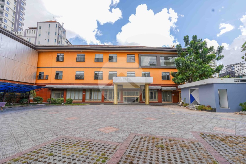 3,038 Sqm Commercial  Building For Lease Along Norodom BLVD - Tonle Bassac, Phnom Penh