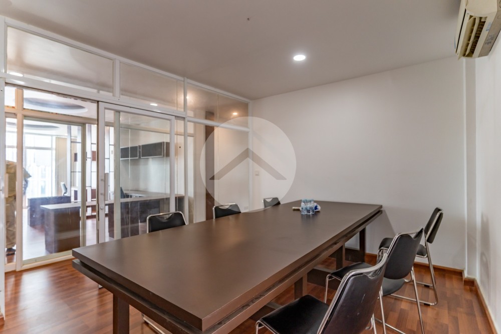 109 Sqm Furnished Office Space For Rent - 7 Makara, Phnom Penh - Image 11