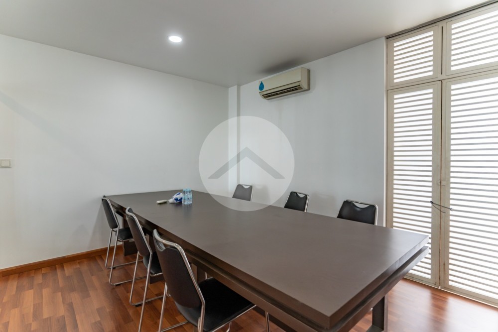109 Sqm Furnished Office Space For Rent - 7 Makara, Phnom Penh - Image 10