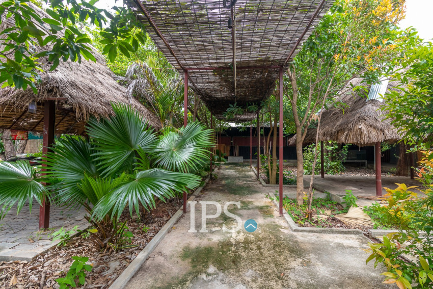 1592 Sqm Commercial  Space For Rent - Svay  Dangkum, Siem Reap