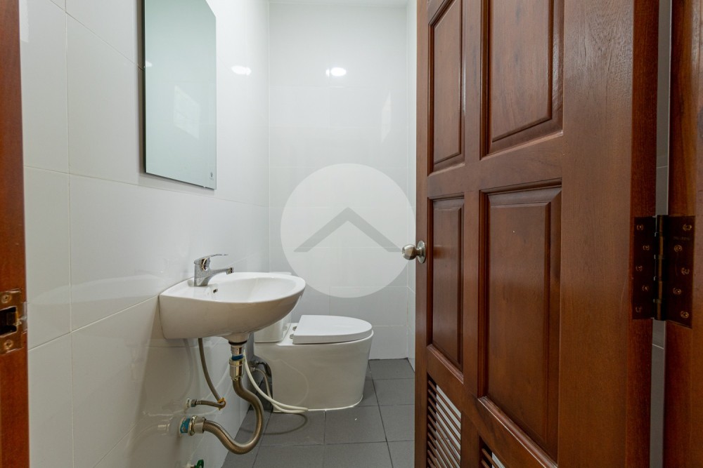 2 Bedroom House For Sale - Svay Dangkum, Siem Reap - Image 18