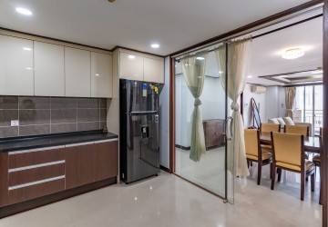 4 Bedroom Condo For Rent - De Castle Diamond, Boeung Kak 2, Phnom Penh thumbnail