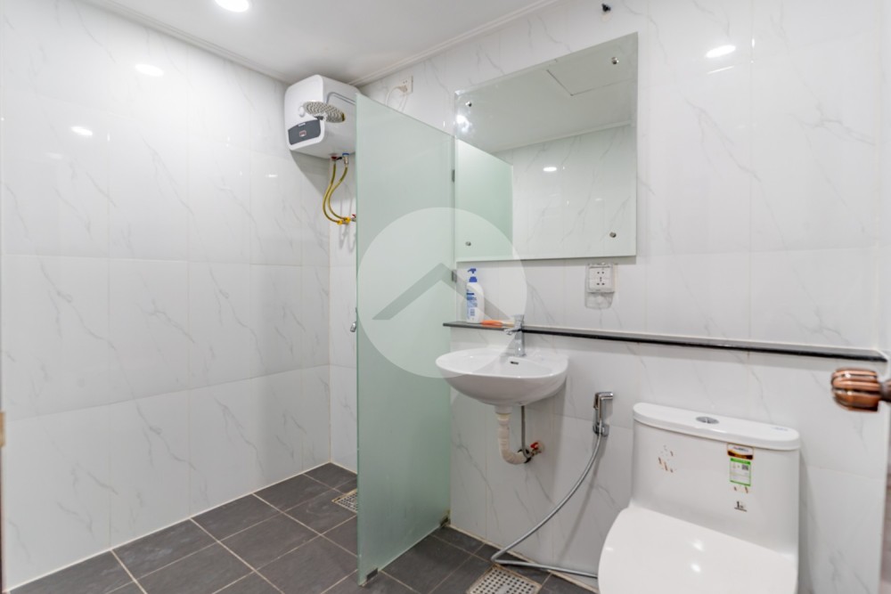 4 Bedroom Condo For Rent - De Castle Diamond, Boeung Kak 2, Phnom Penh - Image 23 4 Bedroom Condo For Rent - De Castle Diamond, Boeung Kak 2, Phnom Penh - Image 23