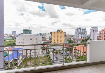 4 Bedroom Condo For Rent - De Castle Diamond, Boeung Kak 2, Phnom Penh thumbnail