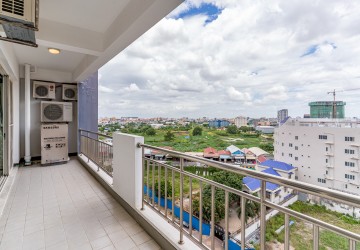 4 Bedroom Condo For Rent - De Castle Diamond, Boeung Kak 2, Phnom Penh thumbnail