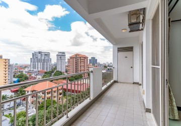 4 Bedroom Condo For Rent - De Castle Diamond, Boeung Kak 2, Phnom Penh thumbnail