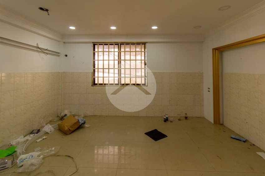 5 Bedroom Shophouse For Rent - Sivutha Road, Siem Reap