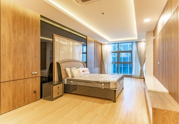 6 Bedroom Penthouse For Rent - Tonle Bassac, Chamkarmon, Phnom Penh thumbnail