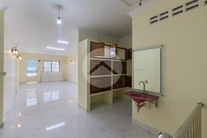 Shophouse For Rent - Sivutha Road, Siem Reap