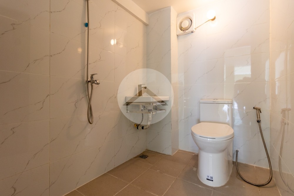 Shophouse For Rent - Sivutha Road, Siem Reap - Image 9