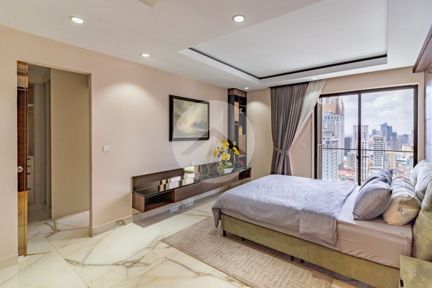 23th Floor 2 Bedroom Condo For Sale - Embassy Central, BKK1, Phnom Penh