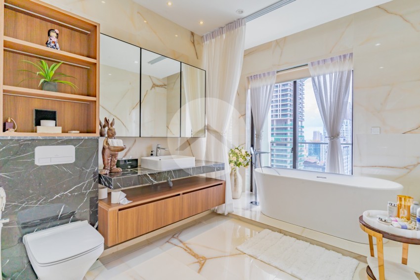 23th Floor 2 Bedroom Condo For Sale - Embassy Central, BKK1, Phnom Penh