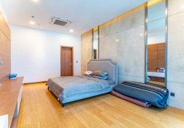 6 Bedroom Penthouse Condo For Rent - Tonle Bassac, Phnom Penh thumbnail