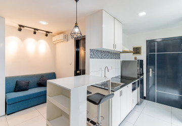 47 Sqm Studio Serviced Apartment For Rent - BKK3, Phnom Penh thumbnail