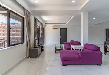 4 Bedroom Serviced Apartment For Rent - BKK1, Phnom Penh thumbnail